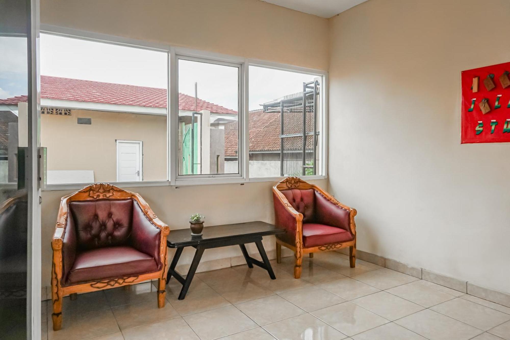 Oyo 93518 Kepayang Guesthouse Syariah 班达楠榜 外观 照片