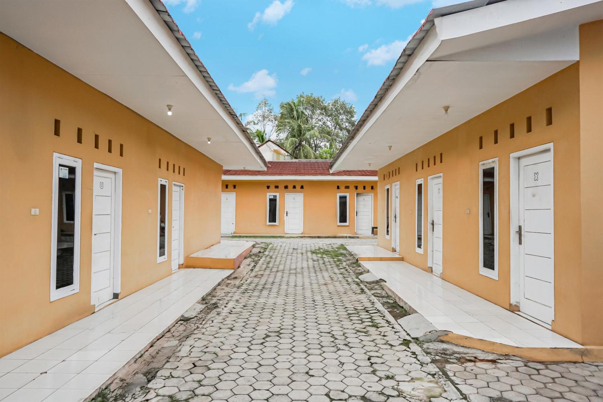 Oyo 93518 Kepayang Guesthouse Syariah 班达楠榜 外观 照片